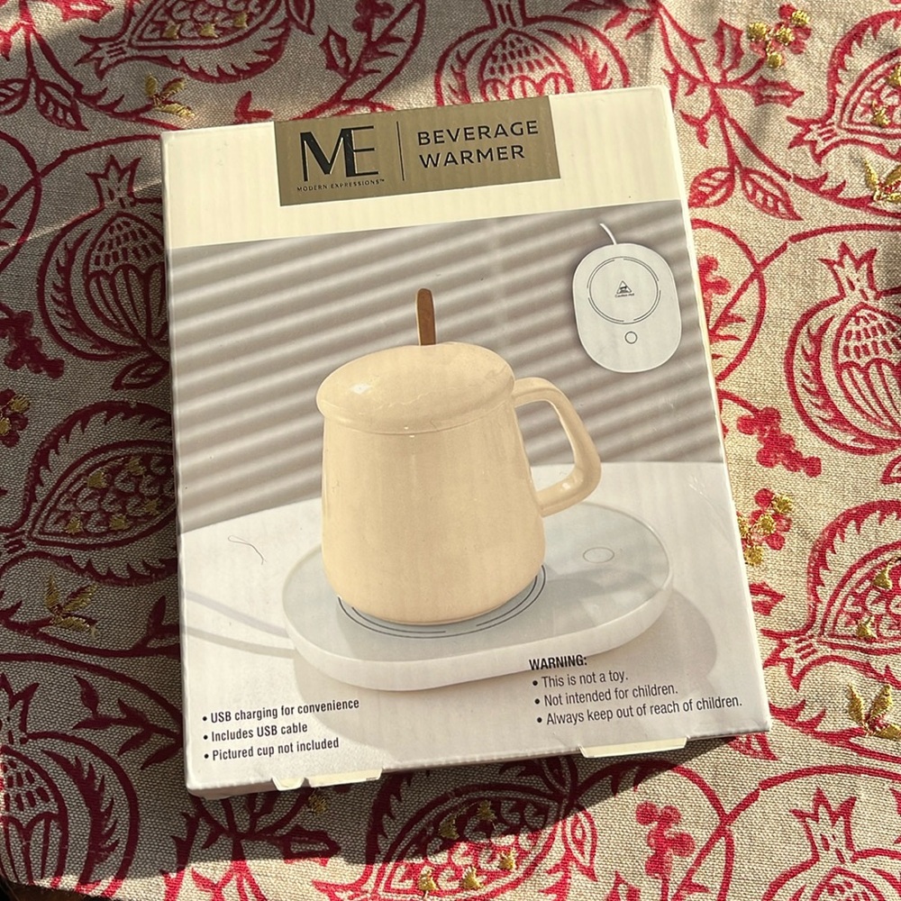 New In Box - Mug Warmer Plate - USB